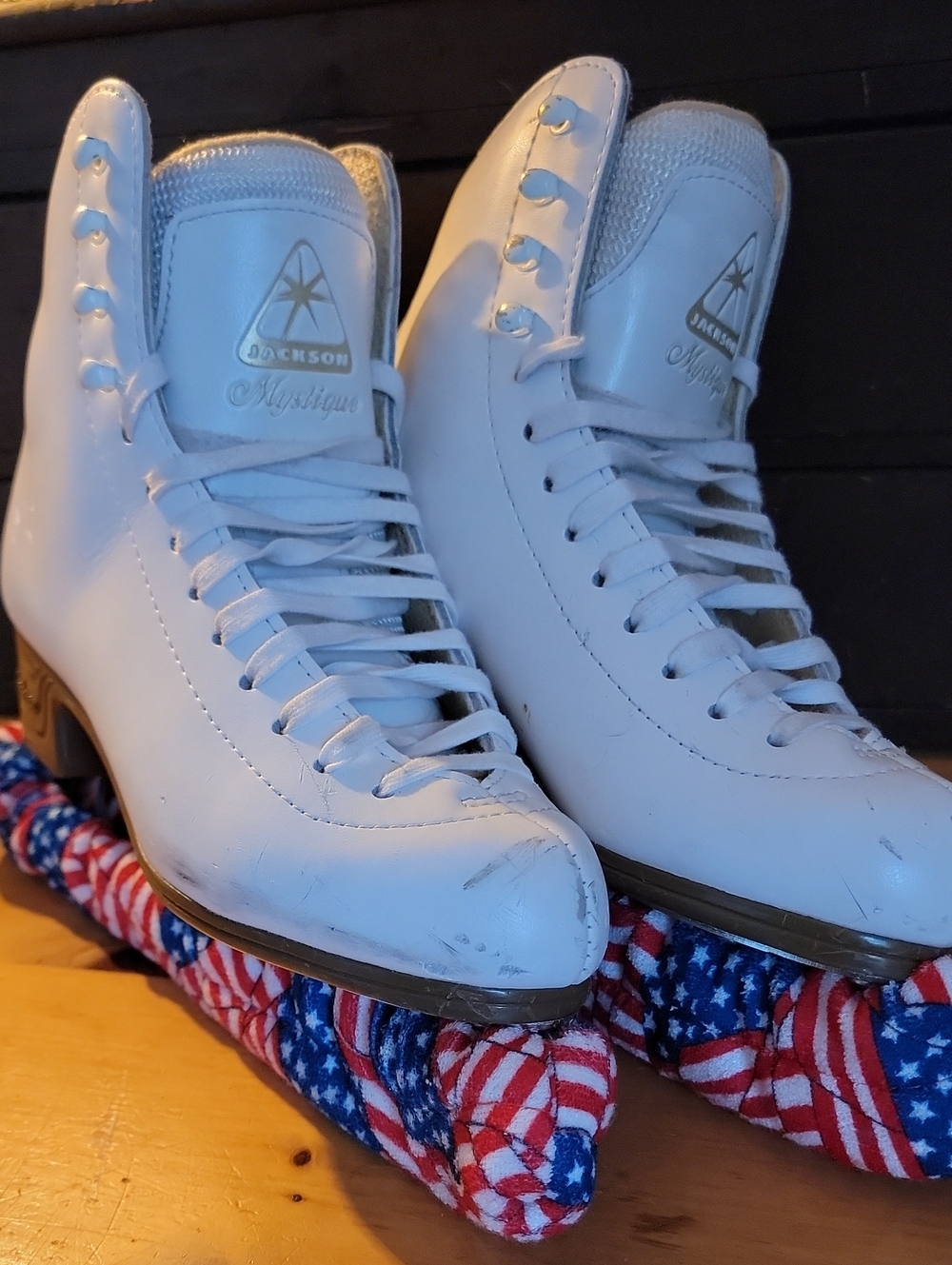 JACKSON Mystique White Girls Figure Skates Sz 4.5